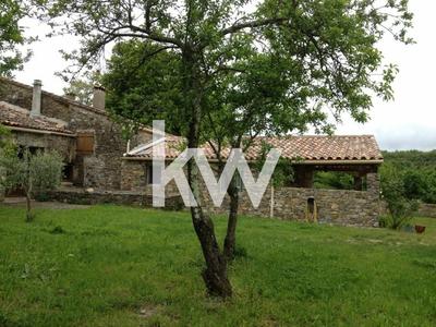 Maison - 245 m² - 10 pièces