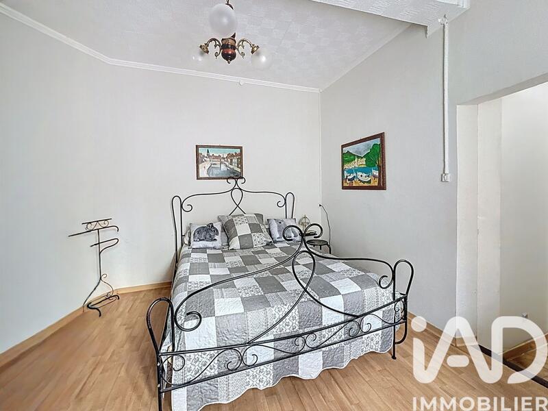 Maison de village - 150 m² - 8 pièces