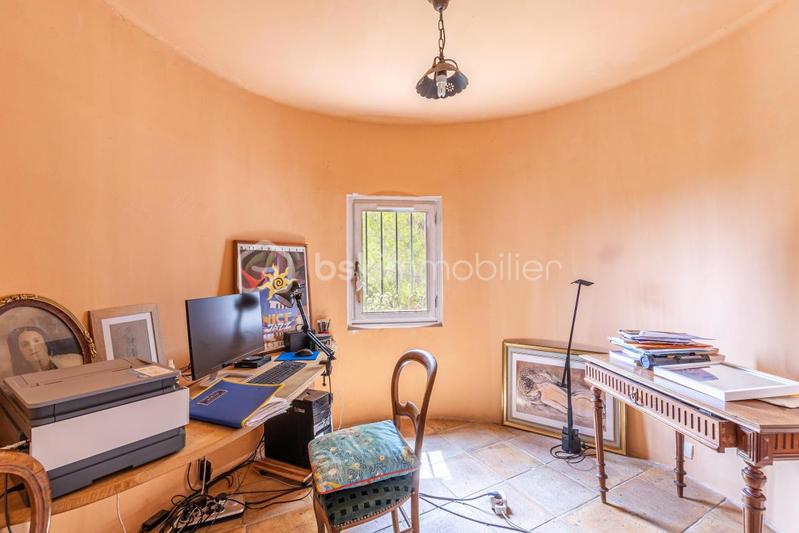 Maison - 265 m² - 10 pièces