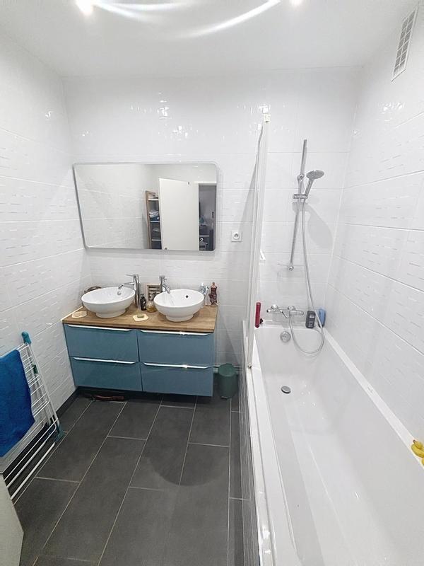 Appartement - 102 m² - 4 pièces