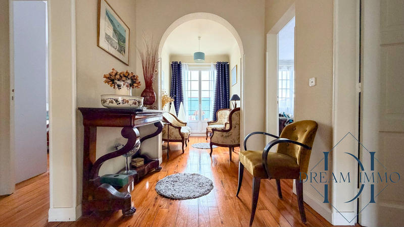 Maison - 179 m² - 4 pièces