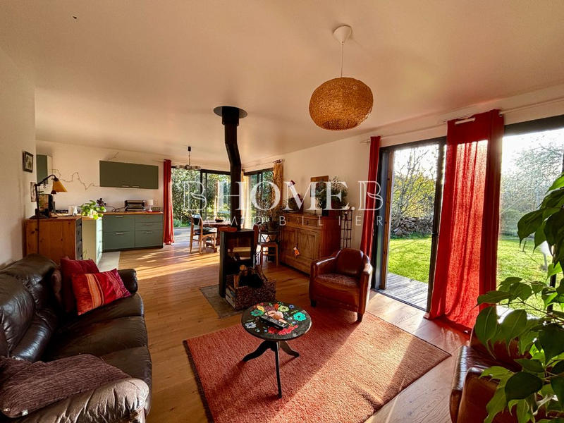 Maison - 105 m² - 6 pièces