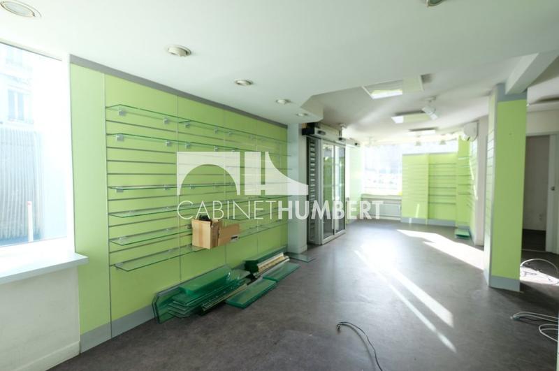 Local commercial - 115 m²