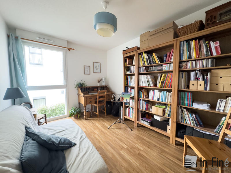 Appartement - 98 m² - 5 pièces