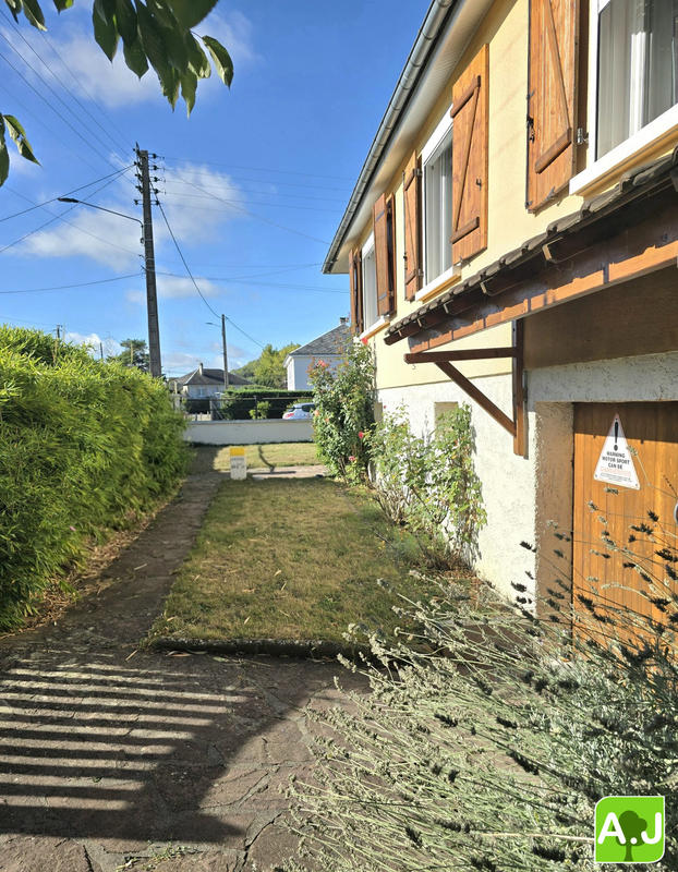 Maison traditionnelle - 72 m² - 5 pièces