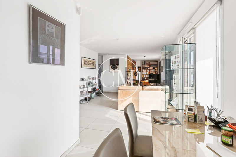 Appartement - 90 m² - 5 pièces