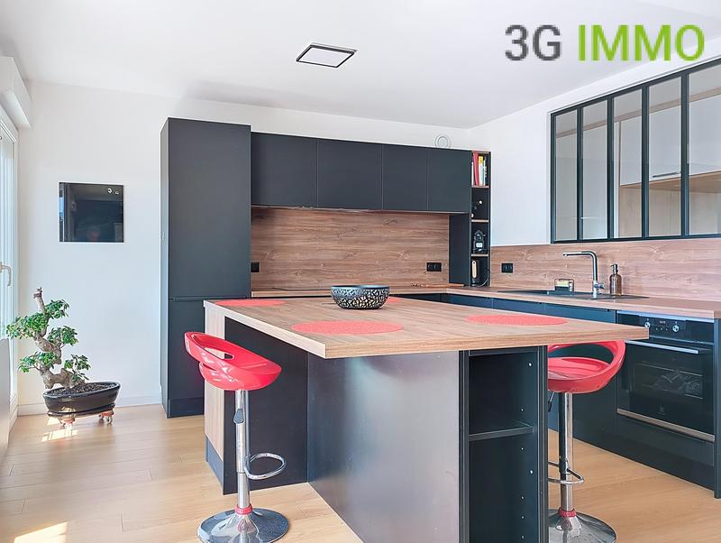 Appartement - 93 m² - 3 pièces