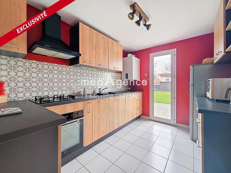 Maison traditionnelle - 93 m² - 4 pièces