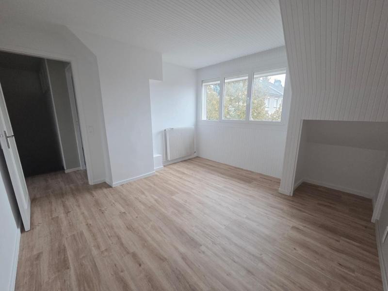 Maison - 110 m² - 6 pièces