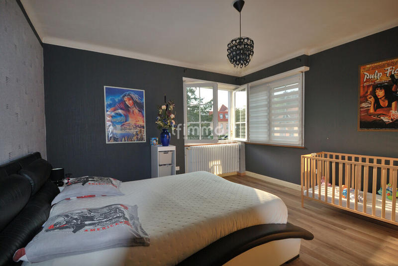 Maison - 195 m² - 6 pièces