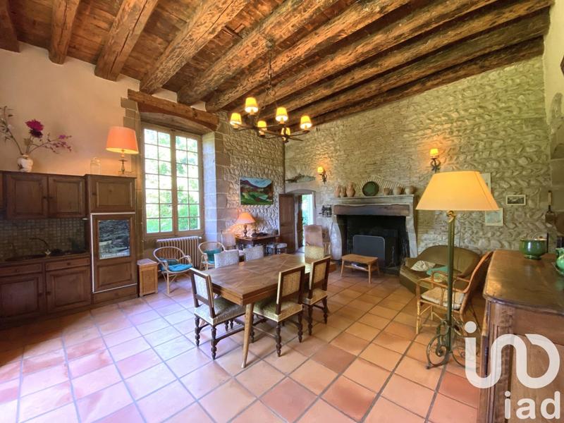 Maison - 513 m² - 15 pièces