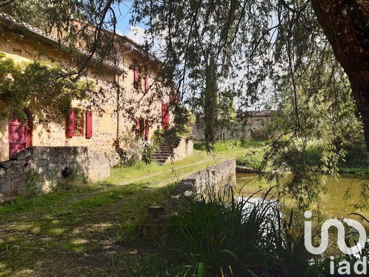 Maison - 650 m² - 15 pièces