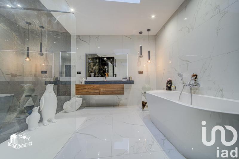 Maison de maîtres - 150 m² - 6 pièces