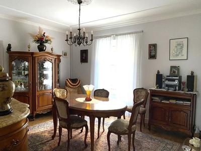 Maison ancienne - 189 m² - 10 pièces