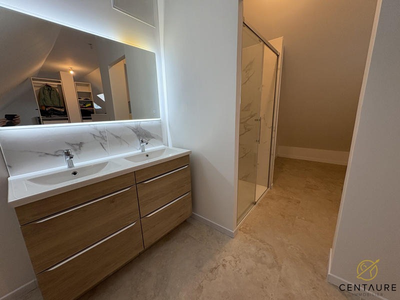 Maison ancienne - 211 m² - 6 pièces