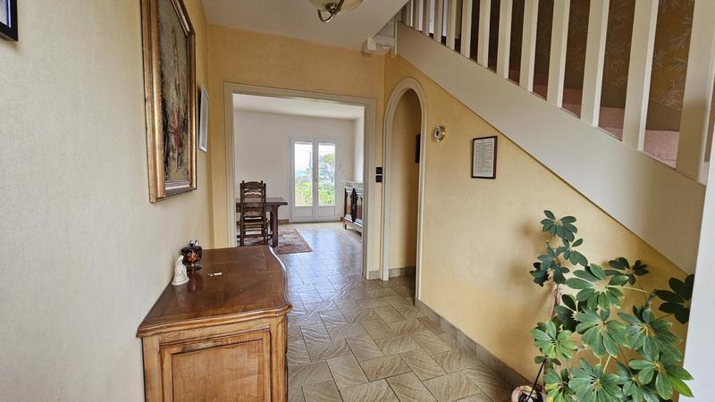 Maison - 125 m² - 8 pièces