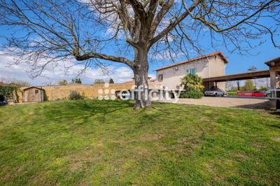 Maison - 196 m² - 6 pièces