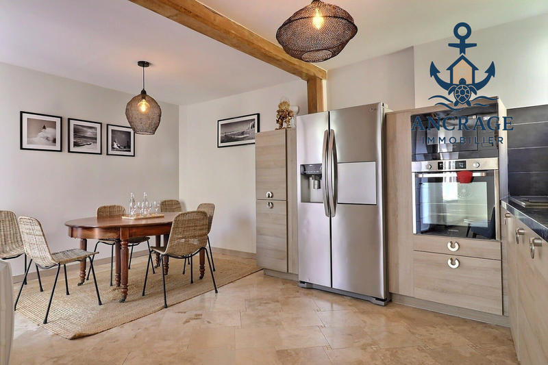 Maison ancienne - 266 m² - 9 pièces