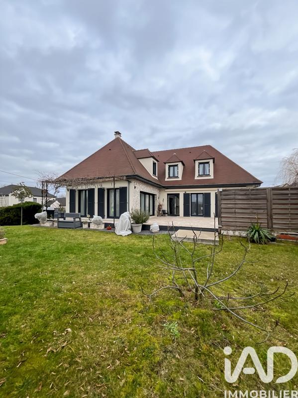 Maison - 165 m² - 8 pièces