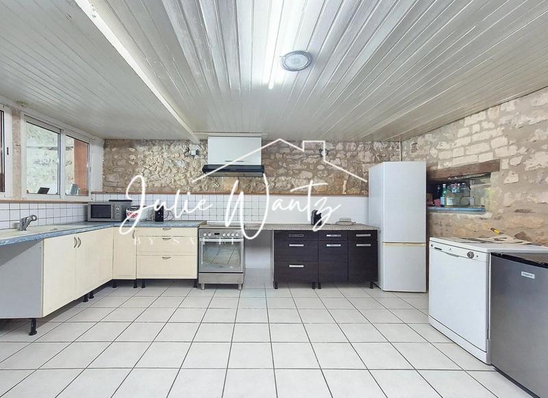 Maison - 130 m² - 4 pièces