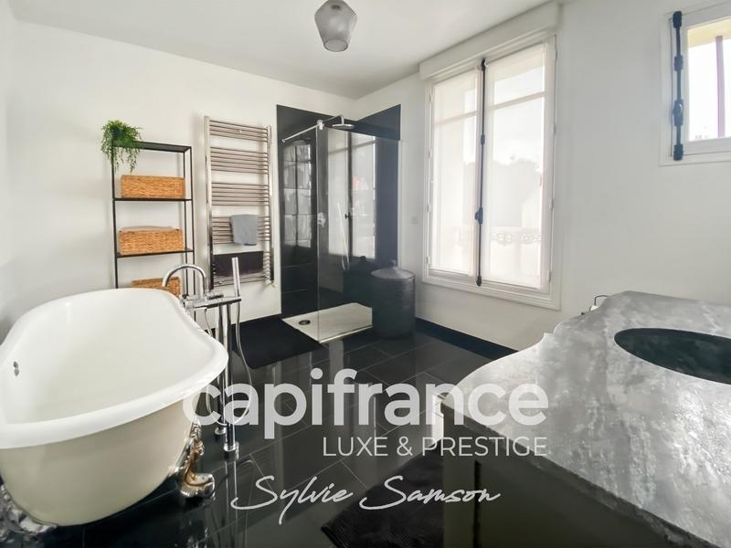 Maison bourgeoise - 165 m² - 8 pièces