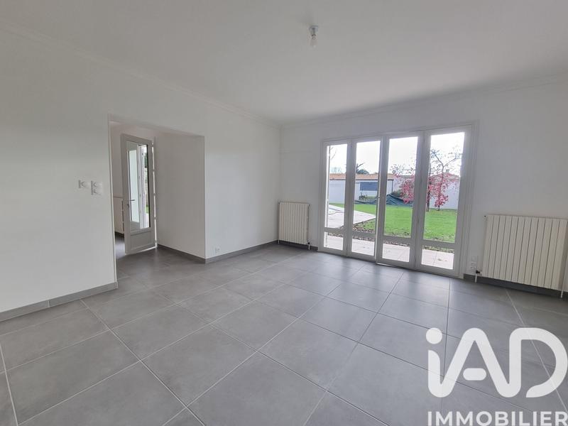 Maison - 220 m² - 7 pièces