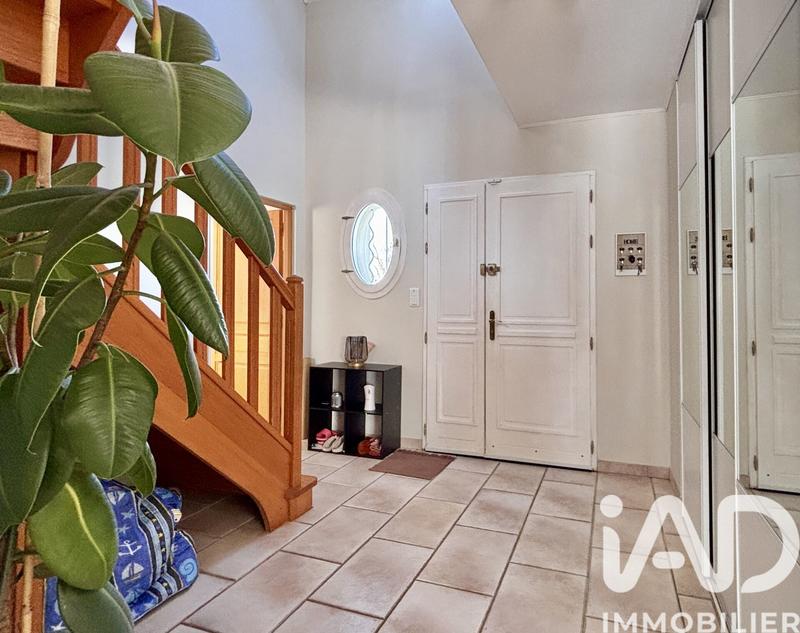Maison - 171 m² - 8 pièces