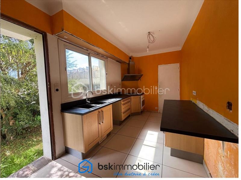 Maison - 140 m² - 6 pièces