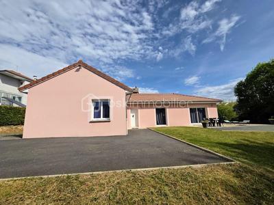 Villa - 140 m² - 6 pièces