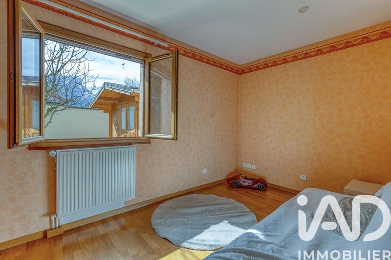 Maison - 98 m² - 4 pièces