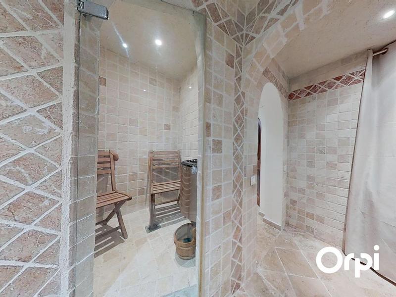 Maison - 173 m² - 5 pièces