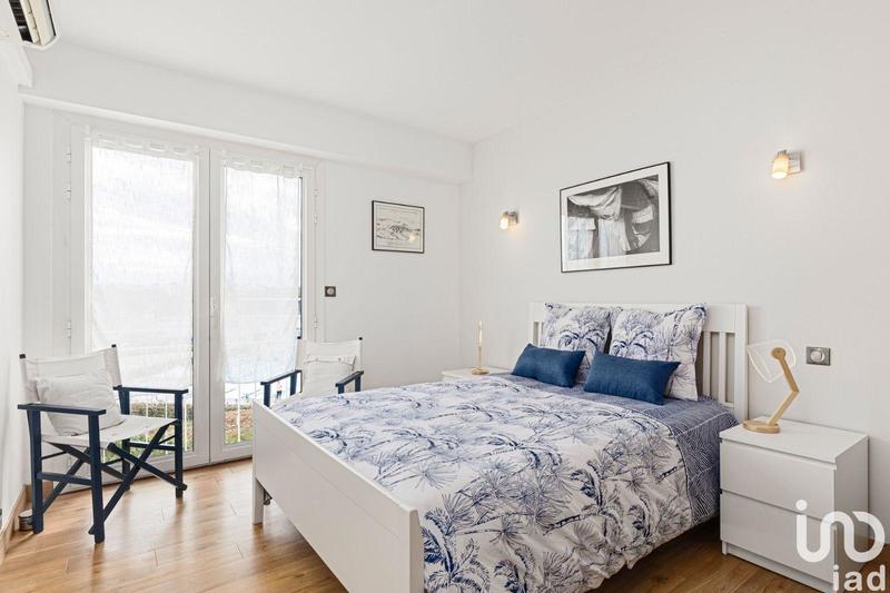 Appartement - 90 m² - 4 pièces