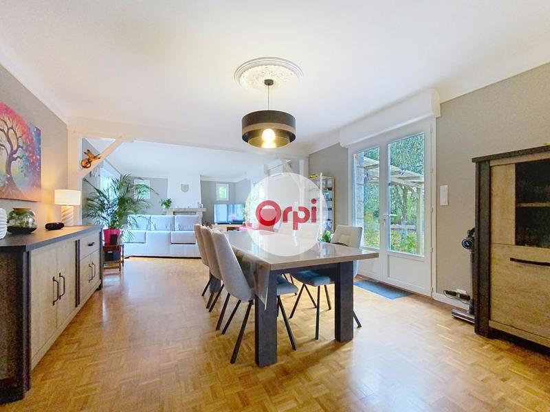 Maison - 165 m² - 5 pièces