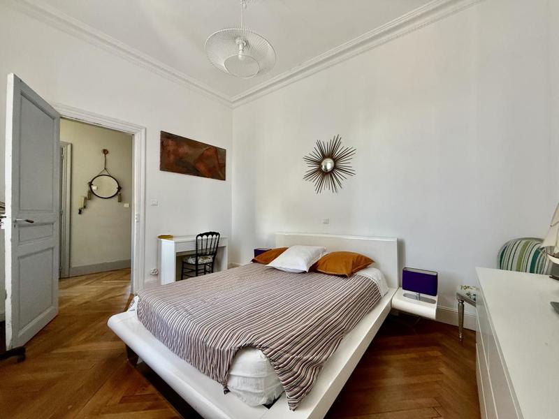 Maison bourgeoise - 258 m² - 10 pièces