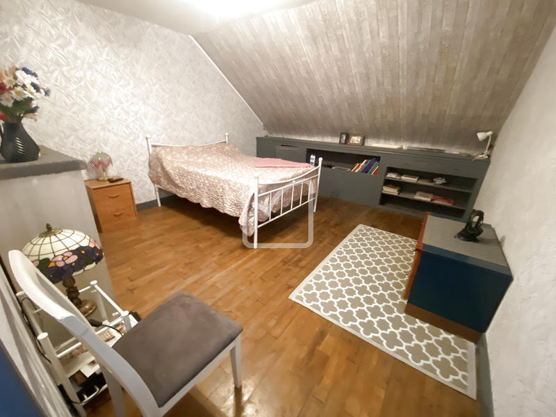 Maison - 127 m² - 6 pièces