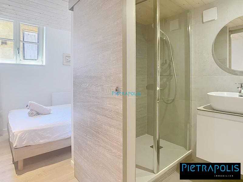 Appartement - 70 m² - 4 pièces