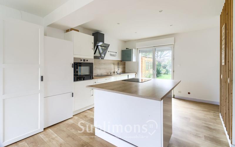 Maison ancienne - 138 m² - 7 pièces