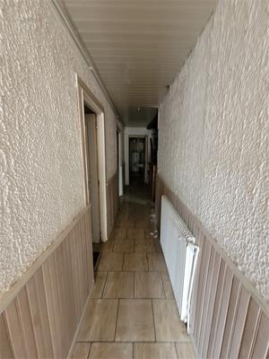 Maison - 210 m² - 5 pièces