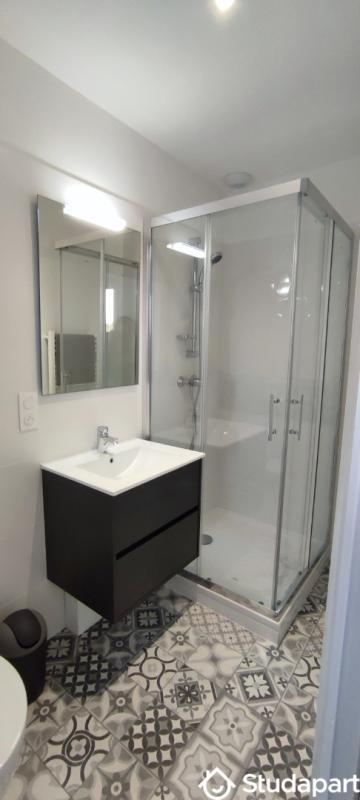 Chambre - 9 m² - 1 pièce