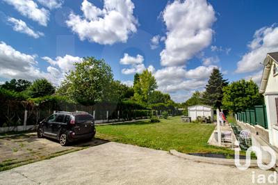 Maison - 135 m² - 9 pièces