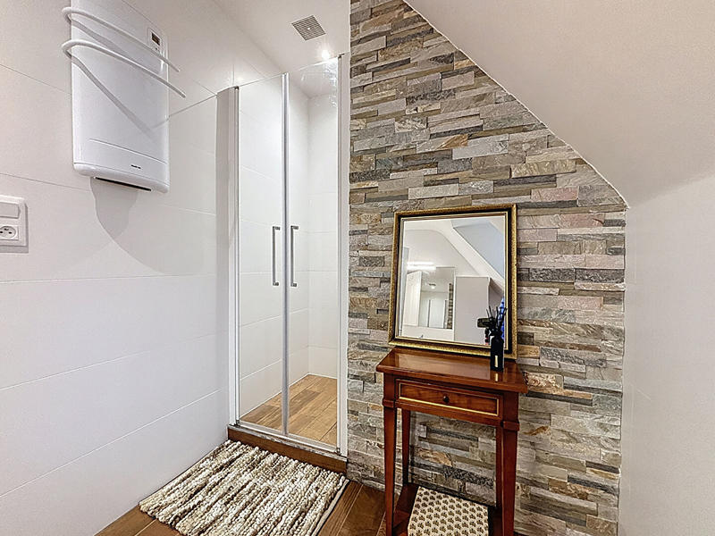 Maison - 110 m² - 6 pièces