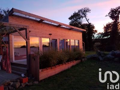 Maison - 180 m² - 10 pièces