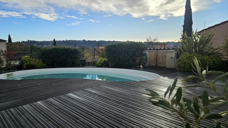 Villa - 96 m² - 5 pièces