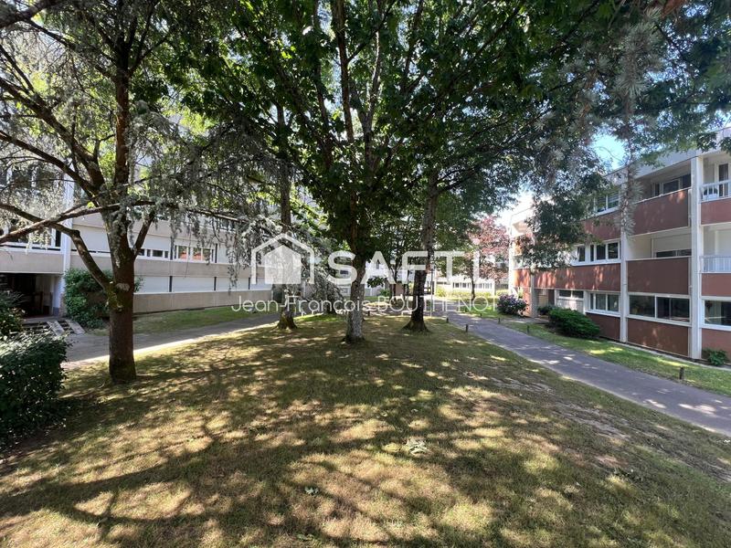 Appartement - 90 m² - 4 pièces