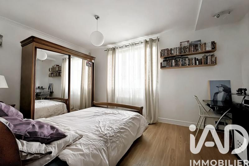 Maison - 215 m² - 5 pièces