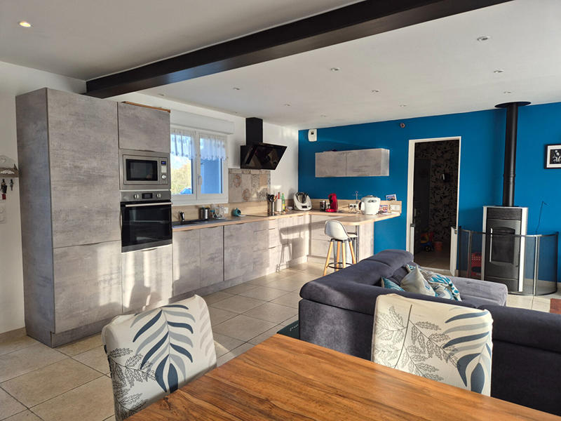 Maison - 103 m² - 4 pièces