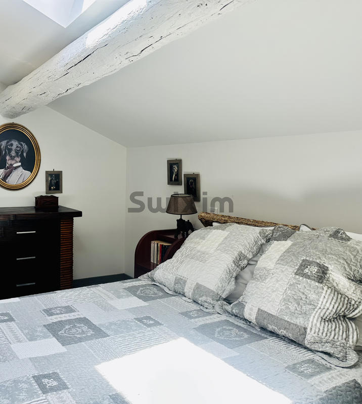 Mas - 589 m² - 40 pièces