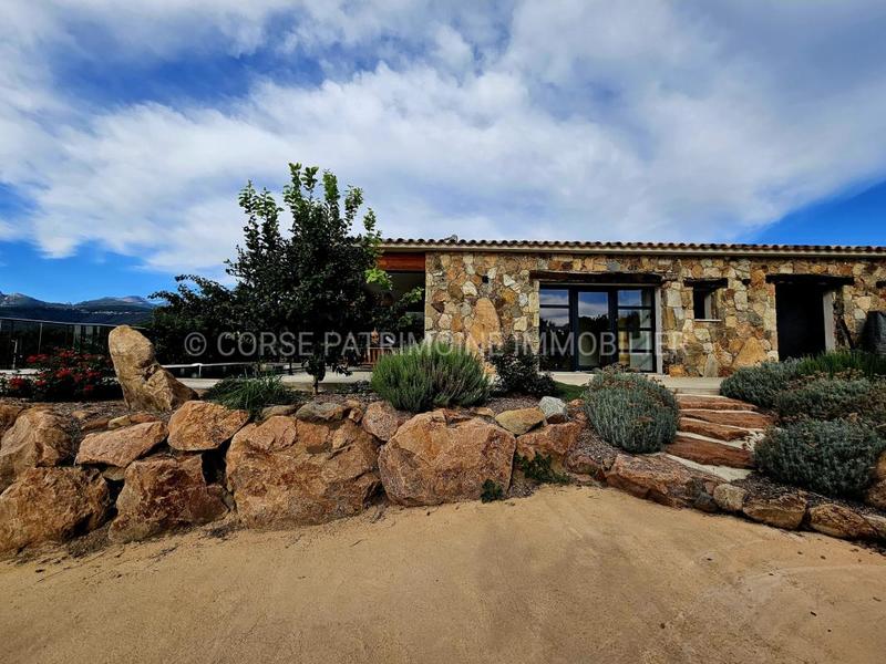 Villa - 95 m² - 4 pièces