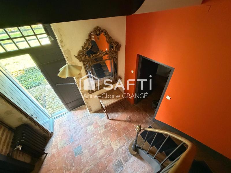 Propriété - 279 m² - 8 pièces