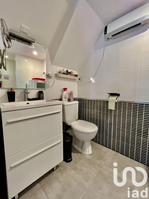 Maison - 200 m² - 6 pièces